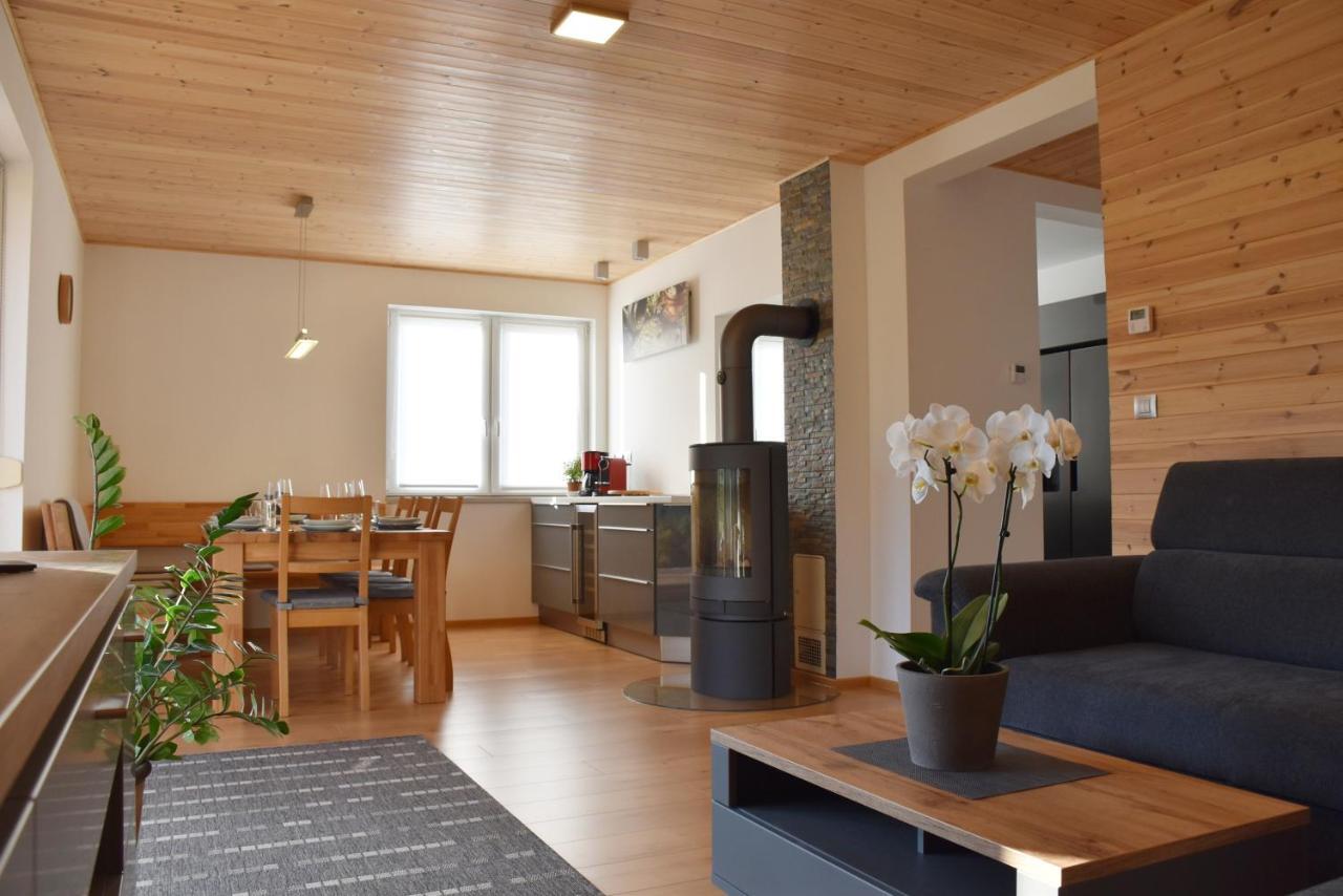 Holiday Home Znojmo W/ Wellness & Wine المظهر الخارجي الصورة