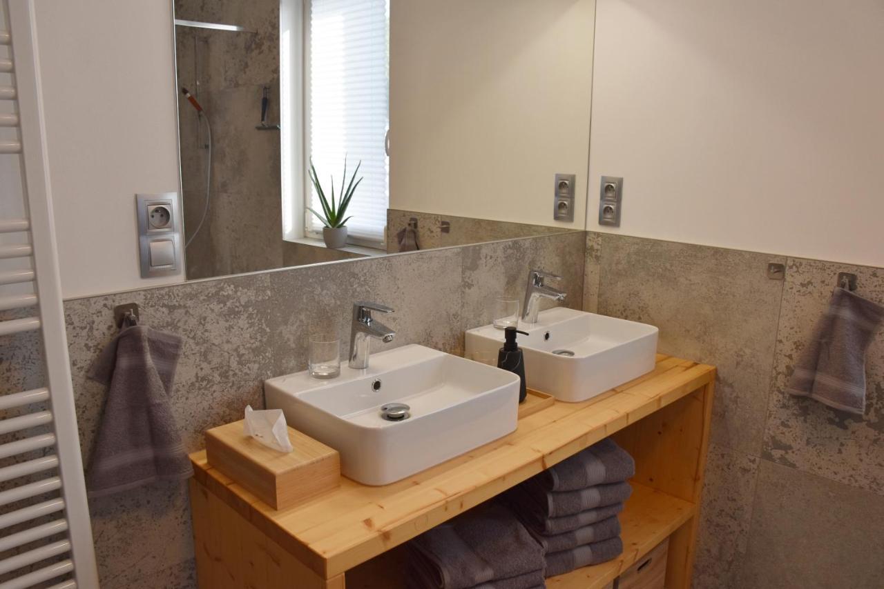 Holiday Home Znojmo W/ Wellness & Wine المظهر الخارجي الصورة