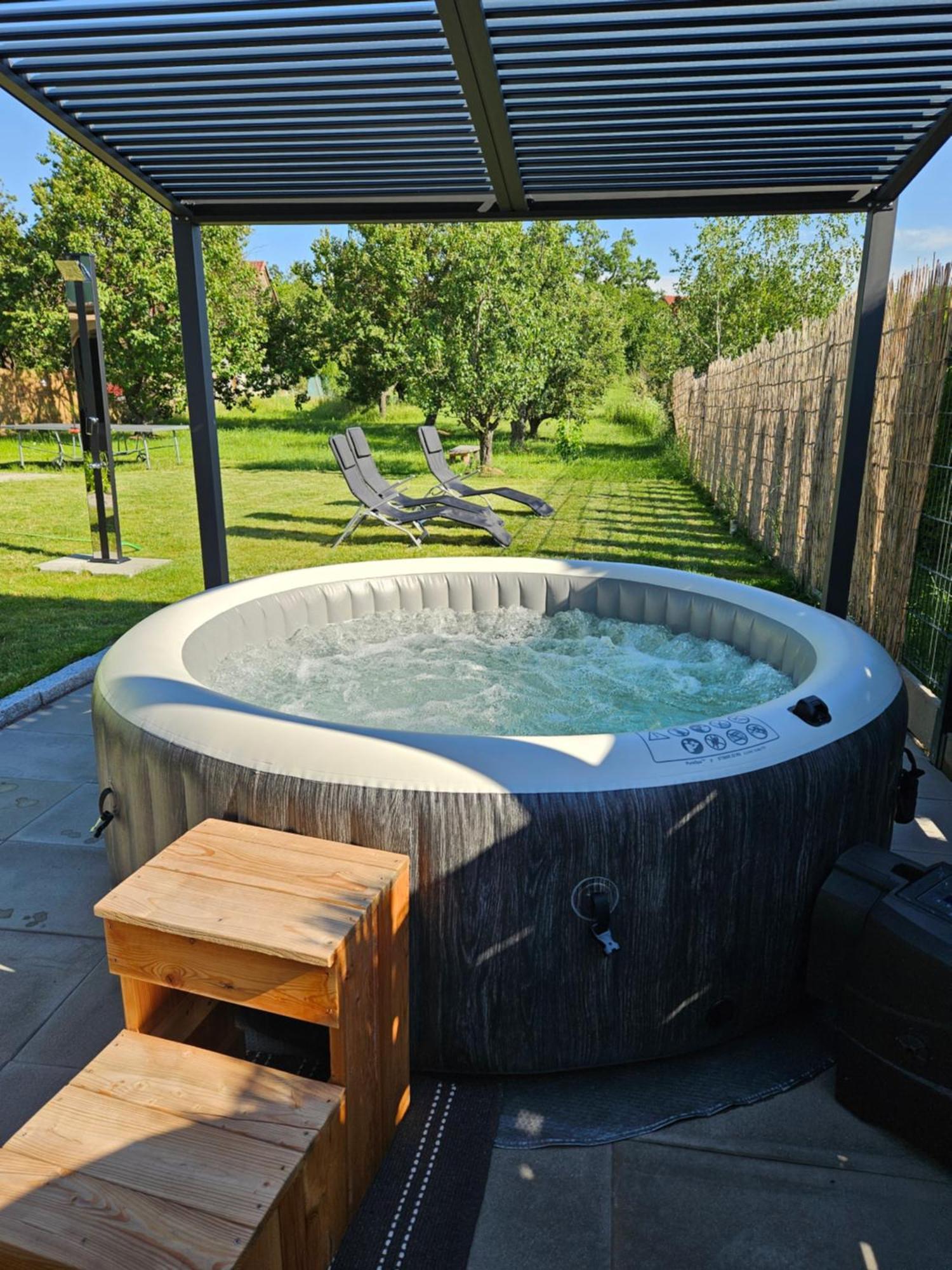 Holiday Home Znojmo W/ Wellness & Wine المظهر الخارجي الصورة